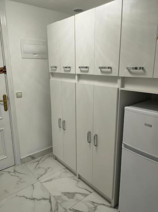 Apartament Flamingo Z Basenem Torrevieja Exteriér fotografie